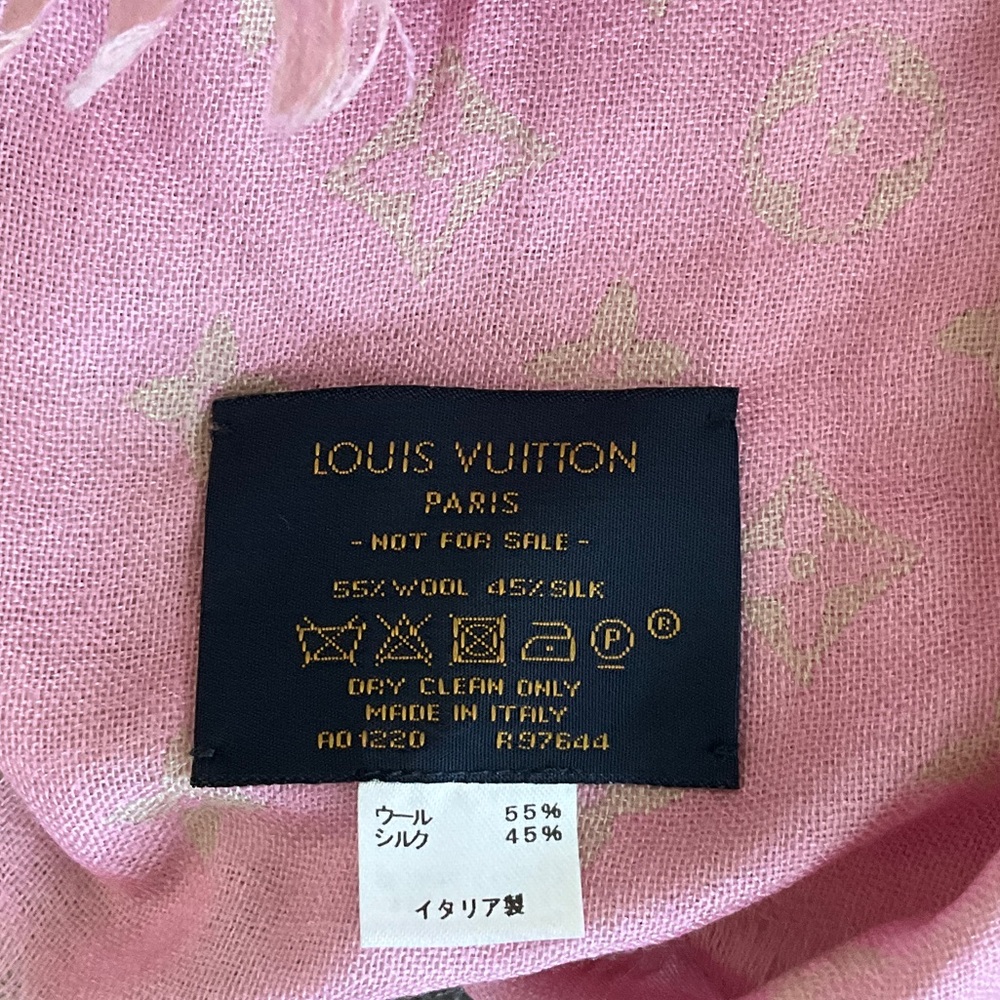Louis Vuitton Pink Fringed Scarf - Picture 5 of 7